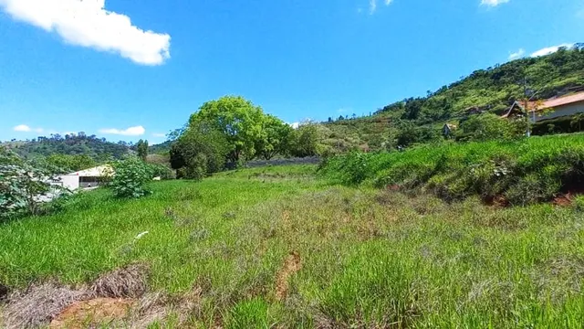 Terreno plano de 1.200 m² no Clube de Campo Alexandre Braga, Pinheirinho