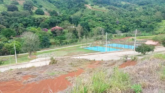 Foto 1 de Terreno de 1.294 m² com vista para o vale e a quadra, Condomínio Olhos D'Água