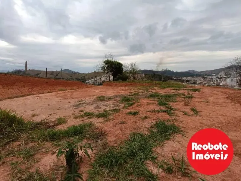 Foto 4 de Terreno de 1.300 m² com terraplanagem e vista para a cidade, Medicina