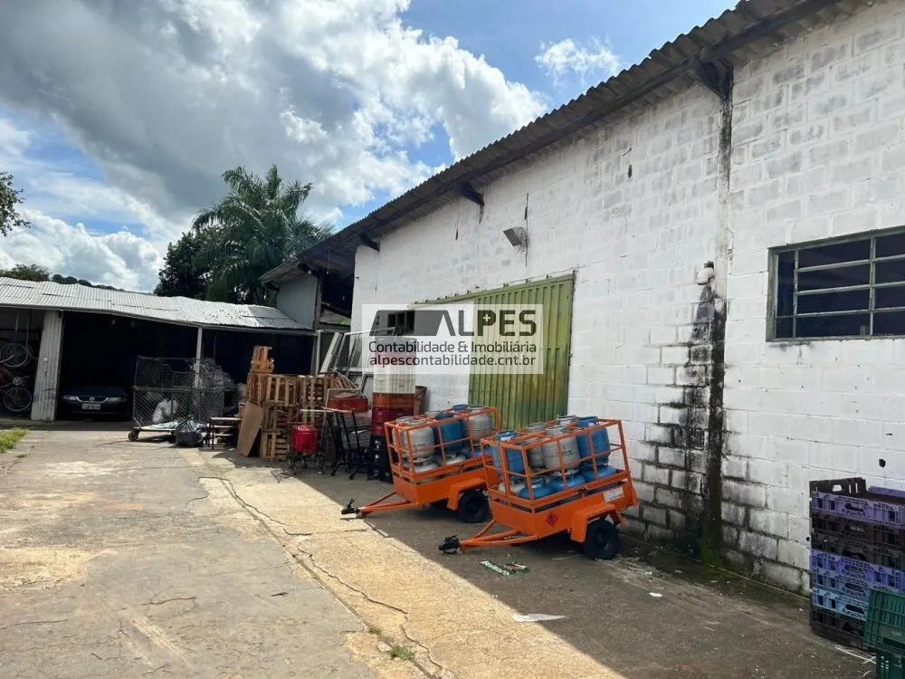 Foto 2 de Terreno murado de 1.400 m² com galpão na Avenida Capitão Gomes, Boa Vista