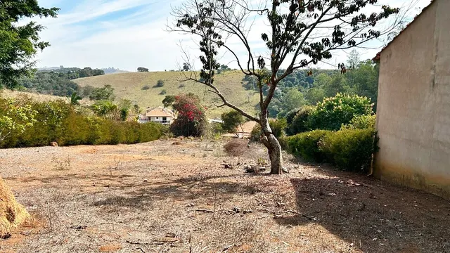 Terreno de 1.630 m² em área arborizada, Ponte Alta