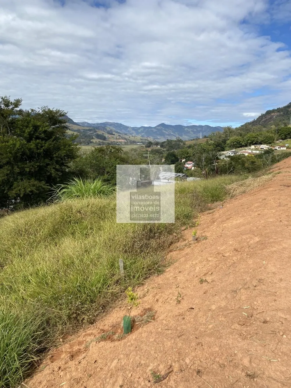 Foto 4 de Terreno de 1.650 m² no sítio Capituba, com vista para a serra, Capituba
