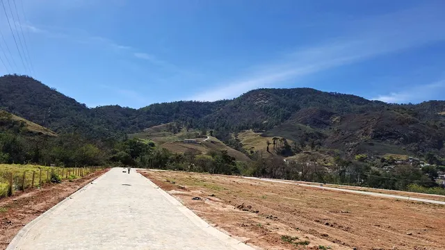 Foto 1 de Terreno de 160 m² plano no Loteamento Vale do Sapucaí, Santa Rosa
