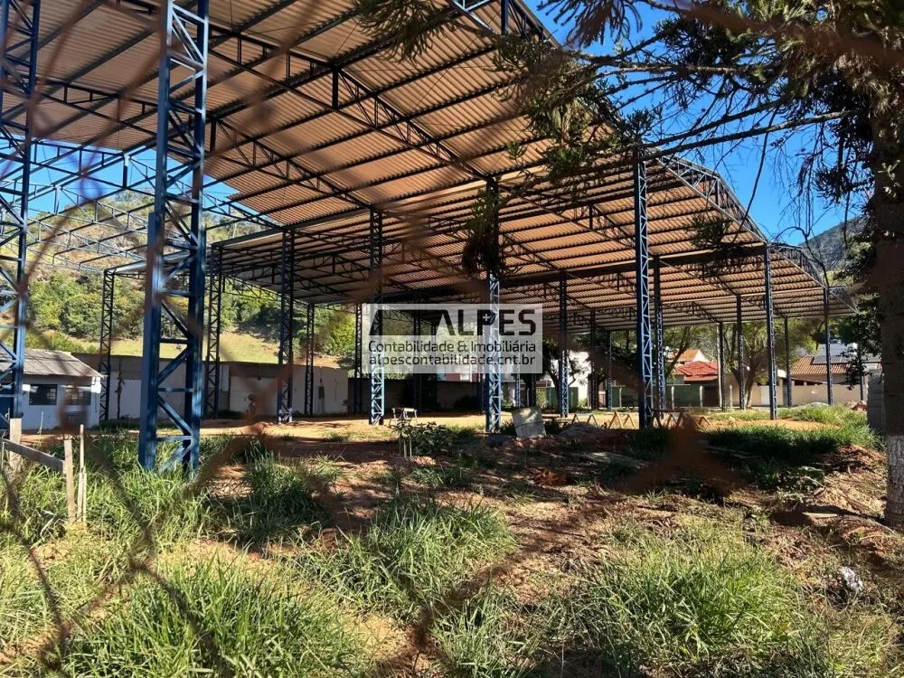 Foto 4 de Terreno de 2.400 m² com frente para 3 ruas e galpão em construção, Morro Grande