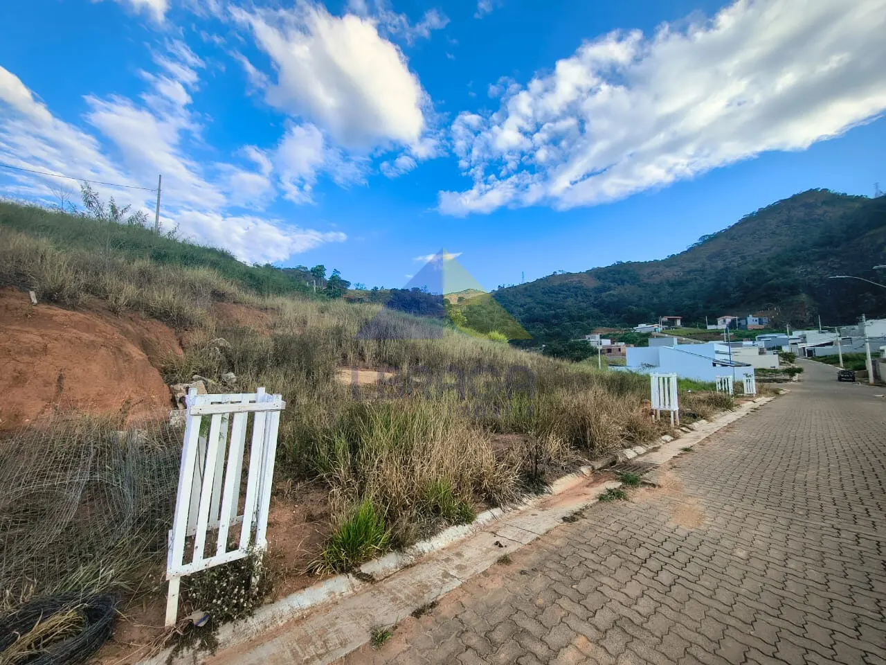 Foto 4 de Terreno de 210 m² em condomínio com vista para a serra, Nossa Senhora de Fátima