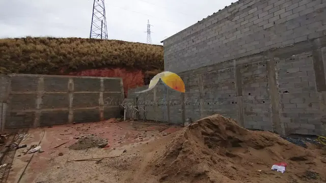 Terreno de 214 m² murado, Jardim Eldorado