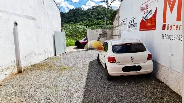 Foto 1 de Terreno de 230 m² com meia água e garagem, Anhumas