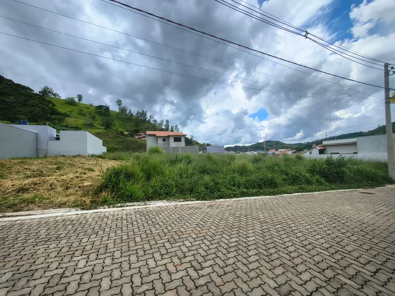 Foto 2 de Terreno de 234 m² em condomínio com casas construídas, Nossa Senhora de Fátima