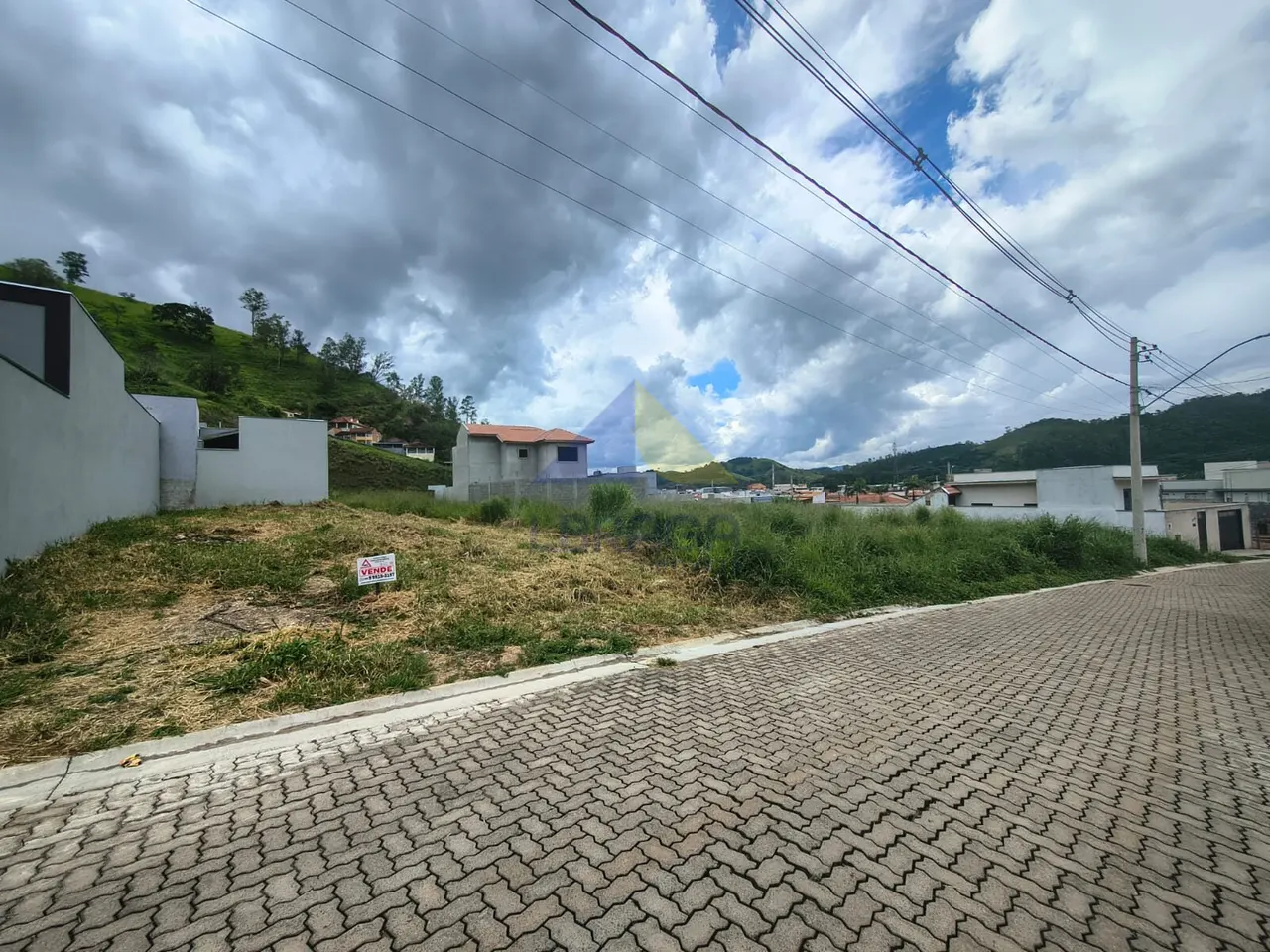 Foto 3 de Terreno de 234 m² em condomínio com casas construídas, Nossa Senhora de Fátima