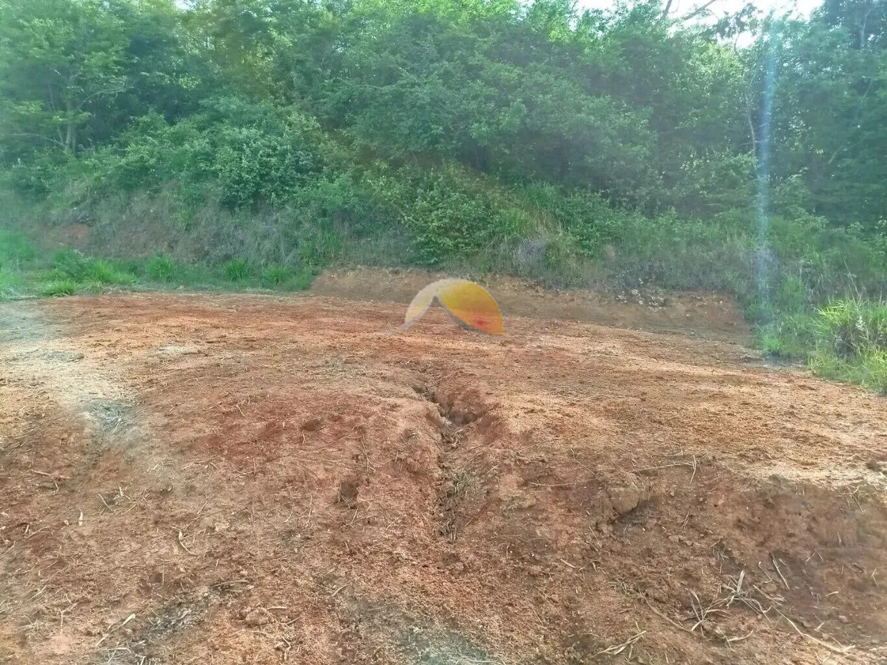 Foto 2 de Terreno de 252 m² em loteamento com praça, Vale das Hortênsias
