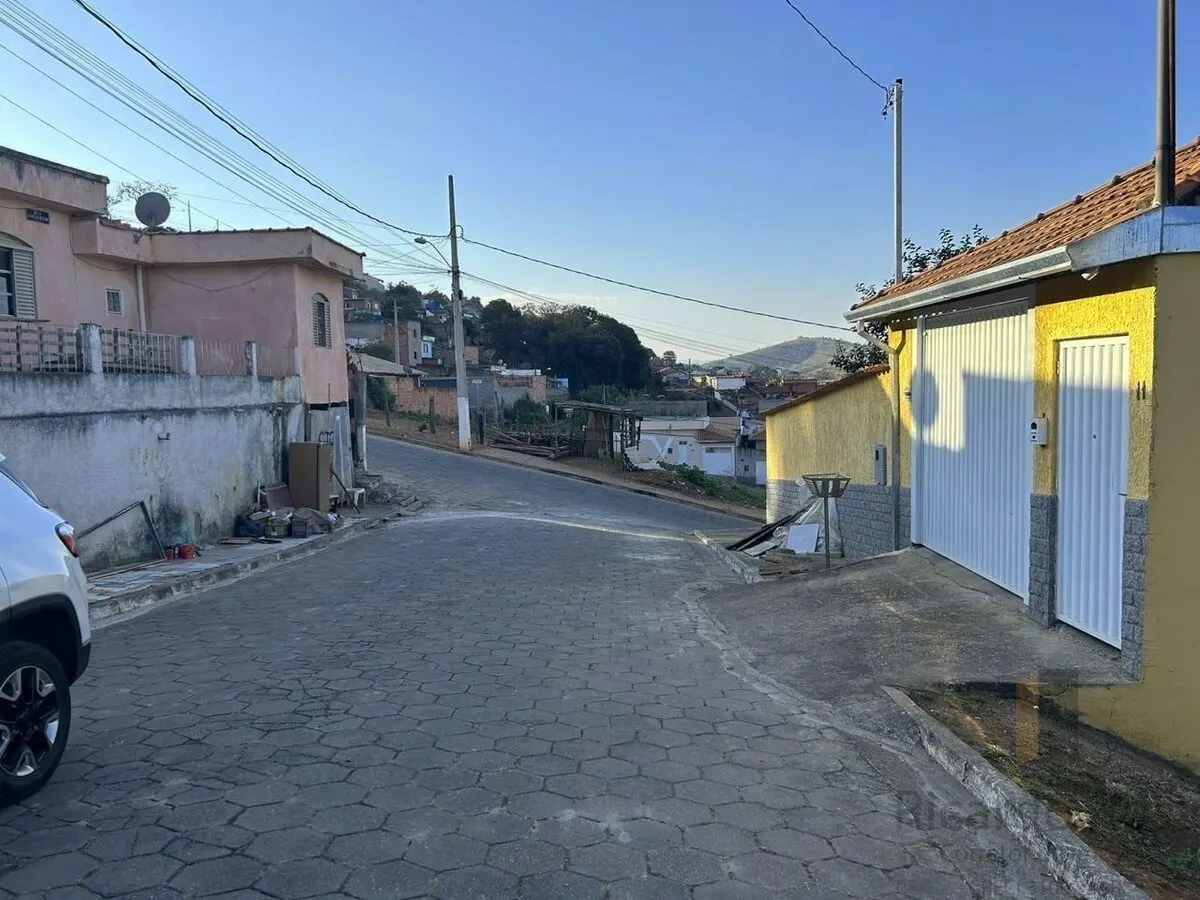 Foto 3 de Terreno de 275 m² em rua plana perto do Centro, Açude