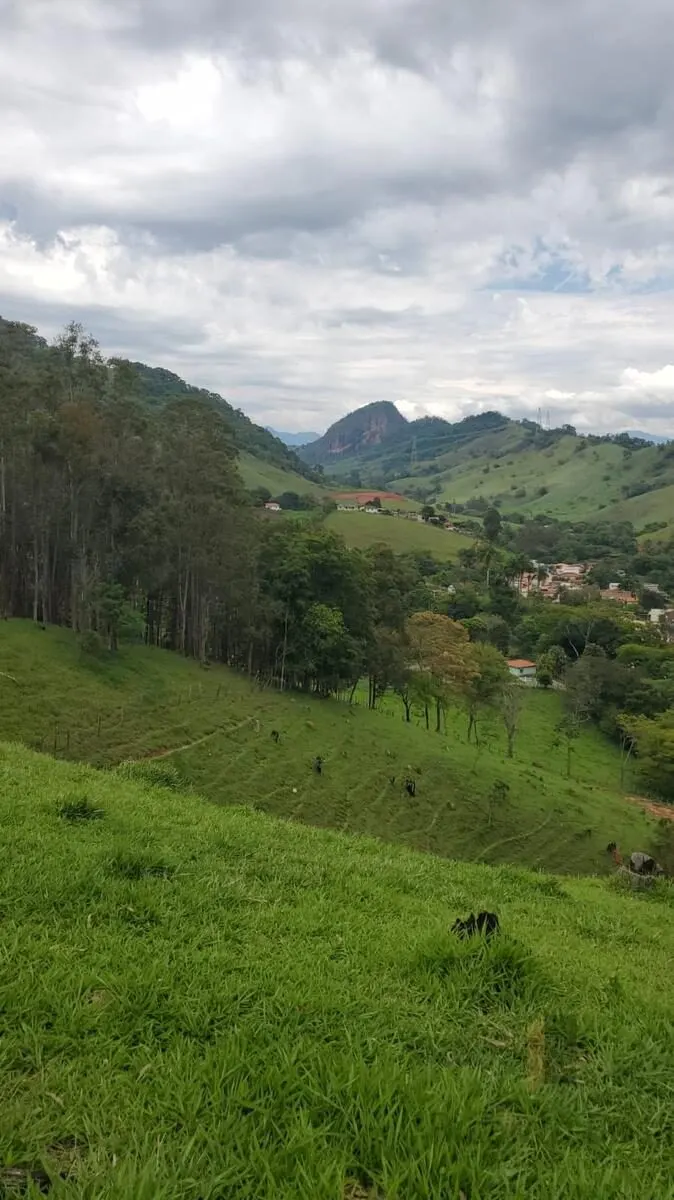 Foto 7 de Terreno de 3.000 m² com platô de quase 1.000 m² e água de mina, Anhumas