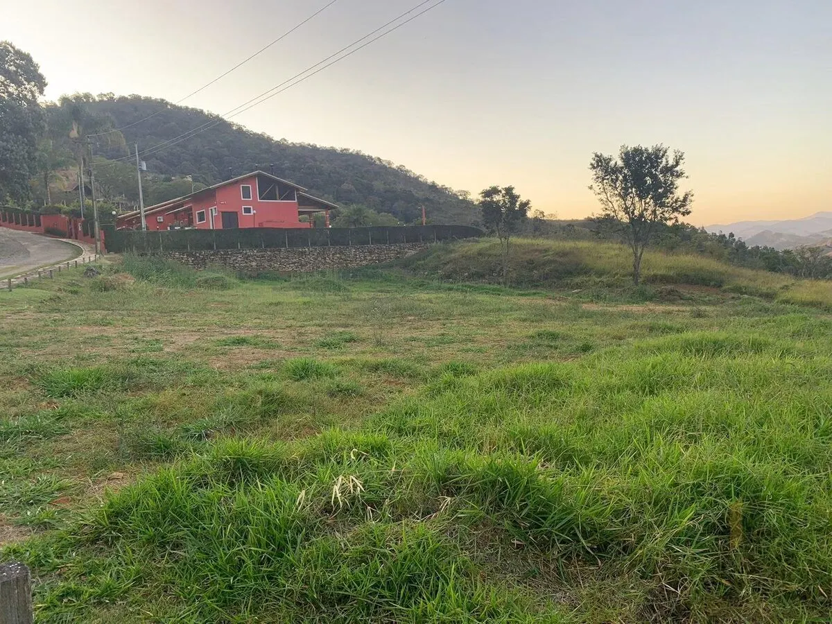 Foto 2 de Terreno de 3.221 m² com vista para as montanhas no Condomínio Mato Dentro, Mato Dentro
