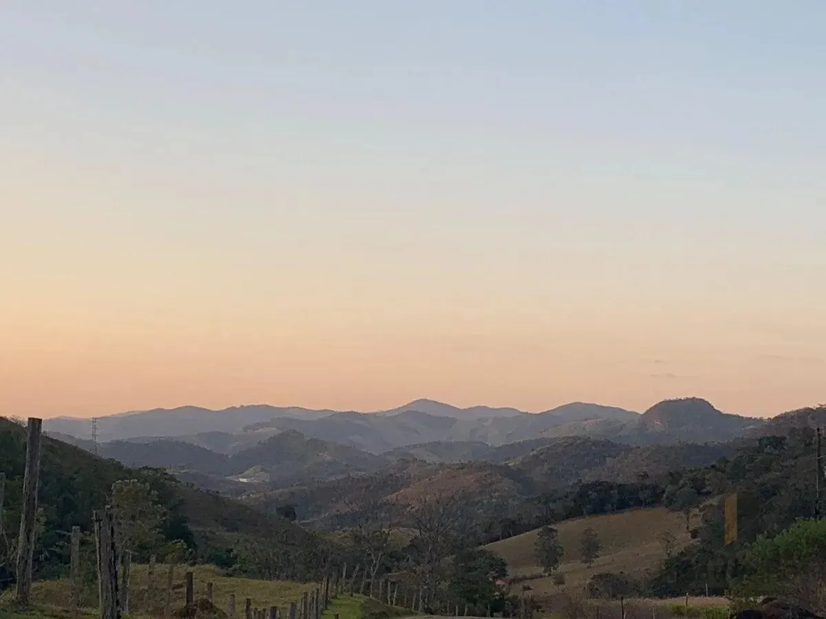 Foto 4 de Terreno de 3.221 m² com vista para as montanhas no Condomínio Mato Dentro, Mato Dentro