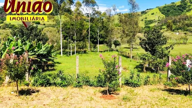 Foto 1 de Terreno escriturado de 3.300 m² às margens da MGC 383, Ilhéus