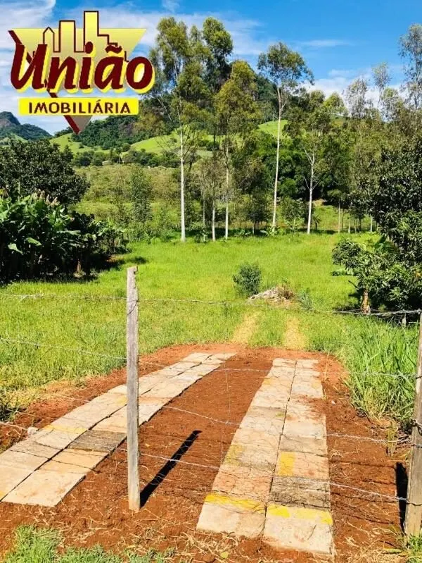 Foto 2 de Terreno escriturado de 3.300 m² às margens da MGC 383, Ilhéus