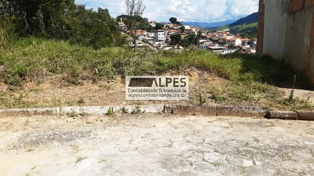 Foto 1 de Terreno de 314 m² com frente para 2 ruas no Loteamento Porto Seguro, Rebourgeon