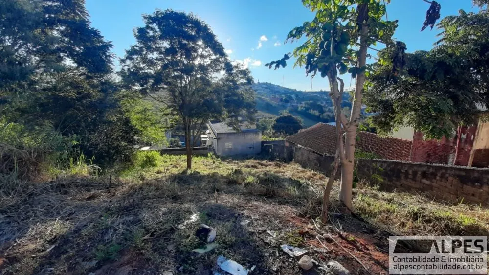Foto 2 de Terreno de 360 m² com vista no Loteamento Jardim das Alterosas, Nações