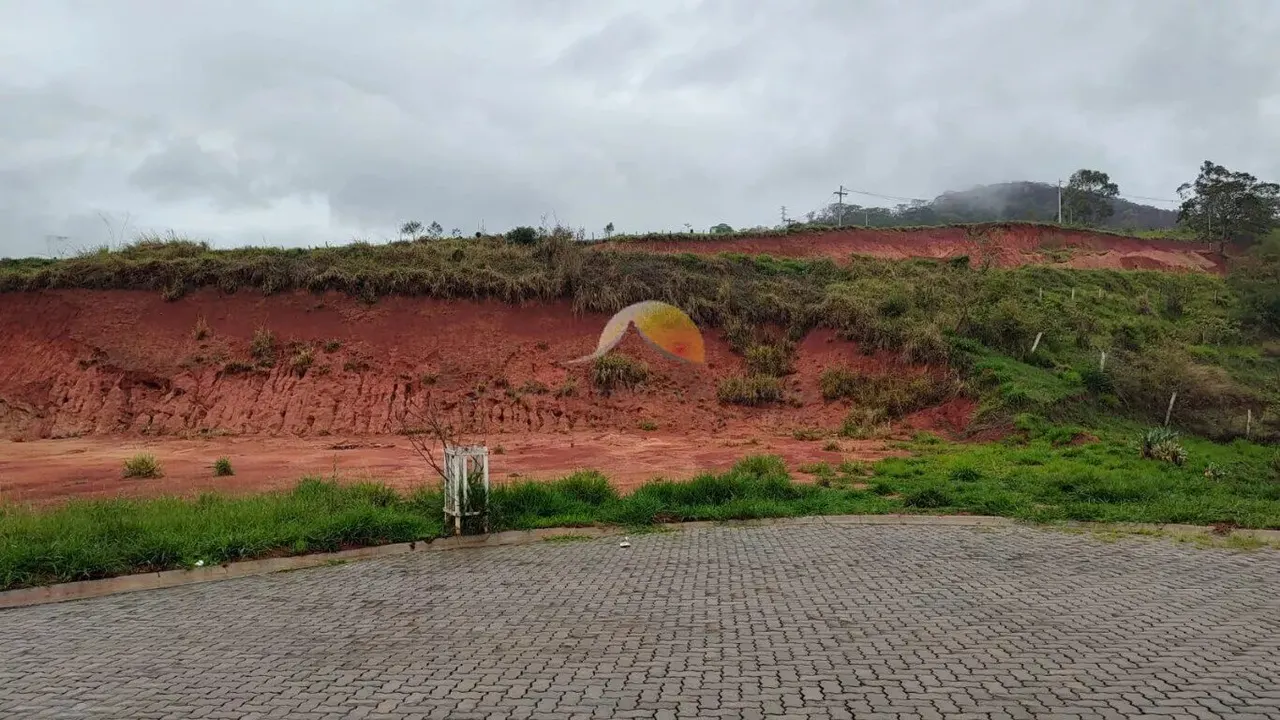 Foto 2 de Terreno de 363,22 m² no loteamento, Vale das Hortênsias