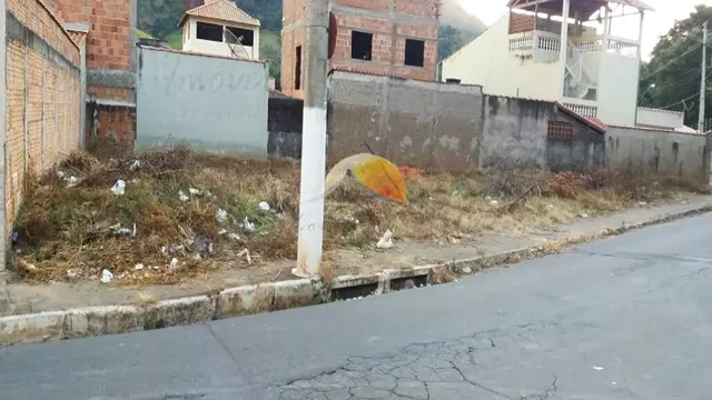 Foto 1 de Terreno de 368 m² na avenida principal, Santa Rosa
