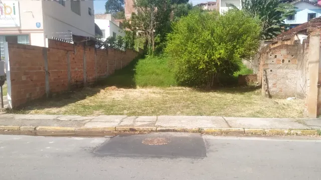 Foto 1 de Terreno de 384 m² na Avenida BPS, perto do Parque Municipal, BPS