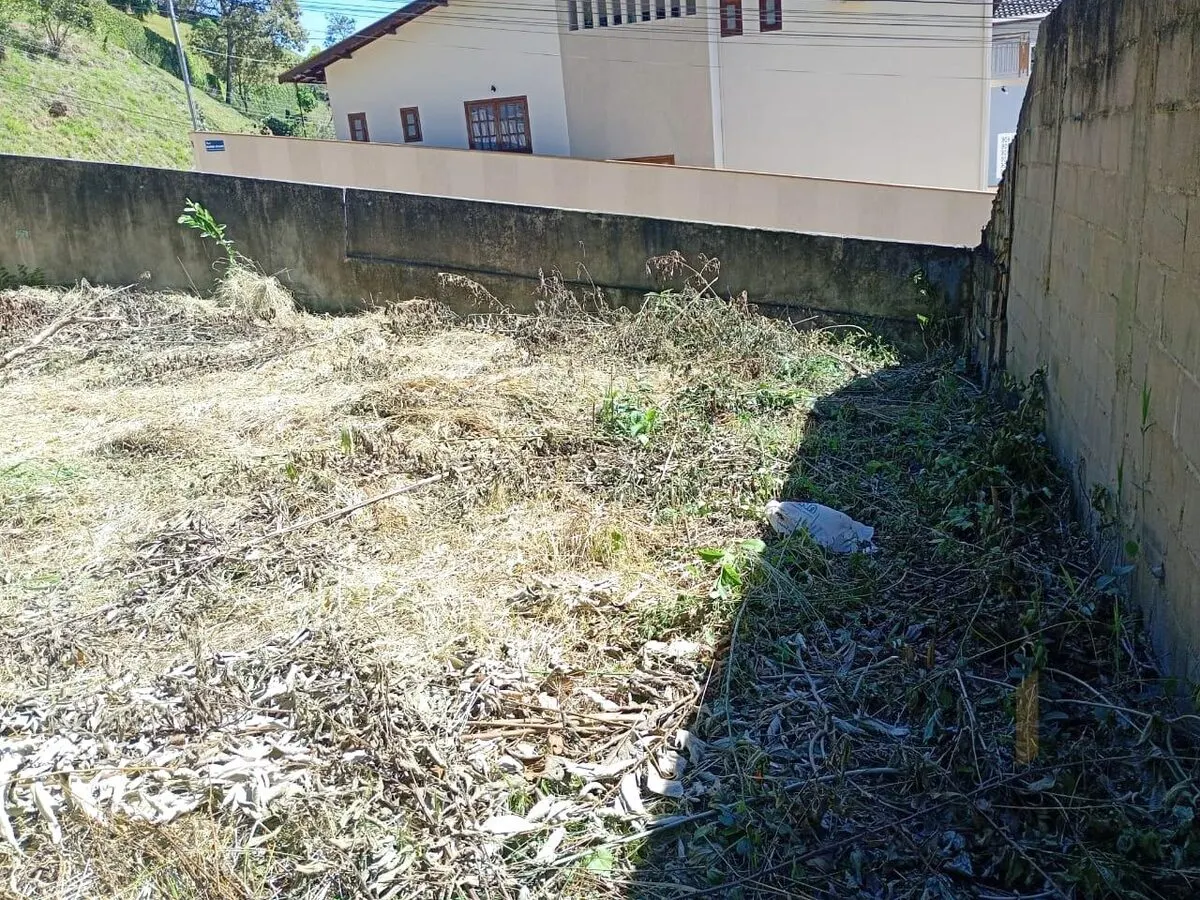 Foto 5 de Terreno de 420 m² com muro e vista da cidade, Bela Vista (Medicina)