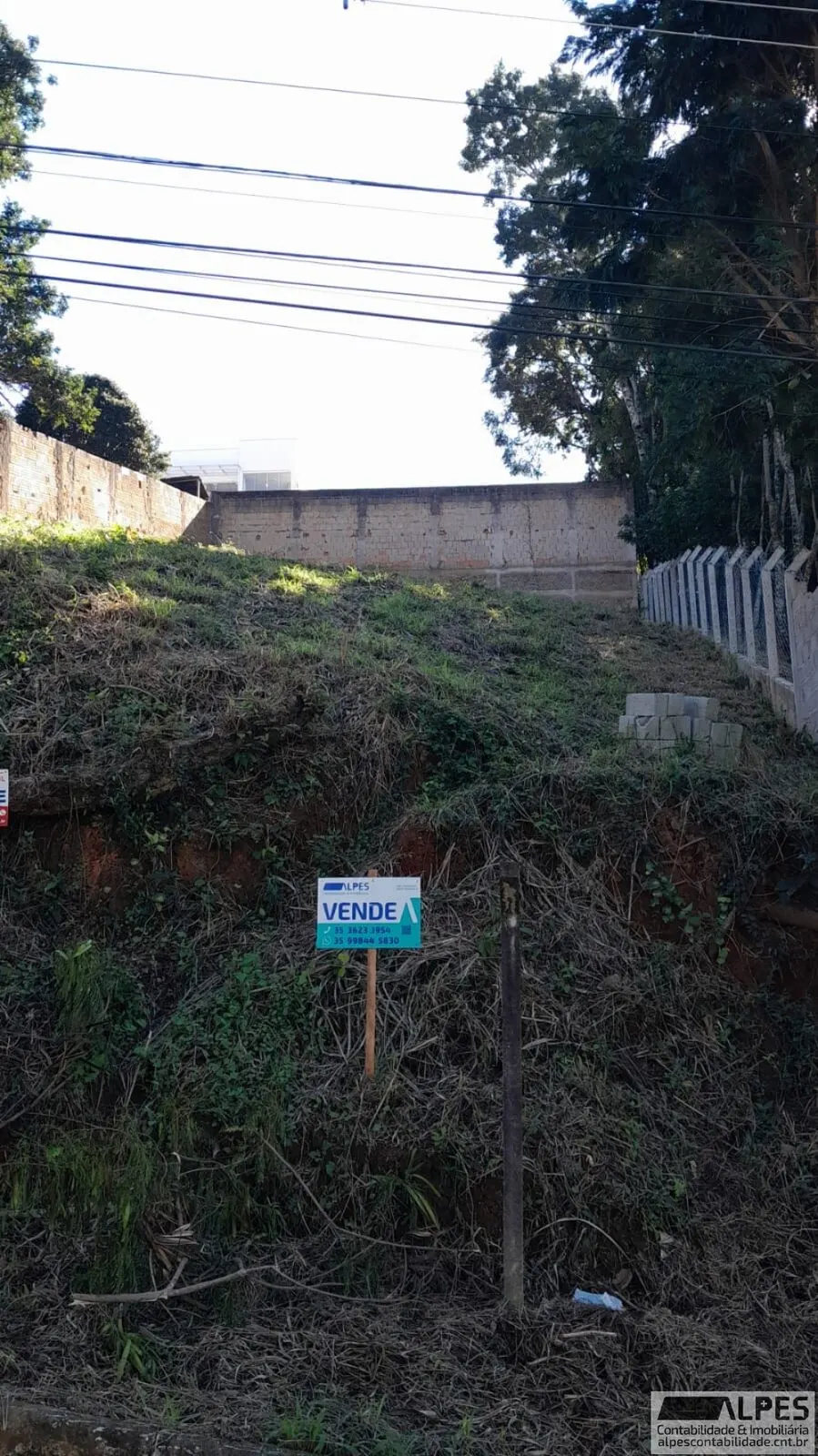 Foto 2 de Terreno de 420 m² na Rua Michel El Alan, Morro Chic
