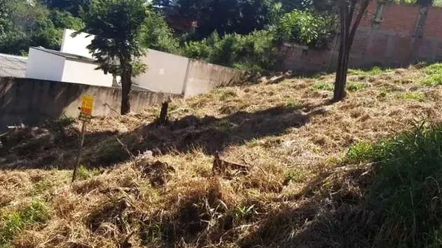Foto 1 de Terreno de 422 m² na Rua Michel el Alan, Morro Chic