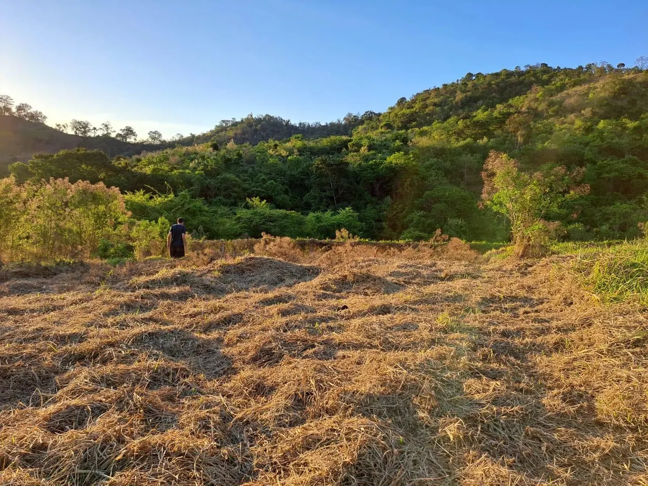 Foto 3 de Terreno de 471 m² com vista para a serra no Residencial Olhos D'Água II, Condomínio Olhos D'Água