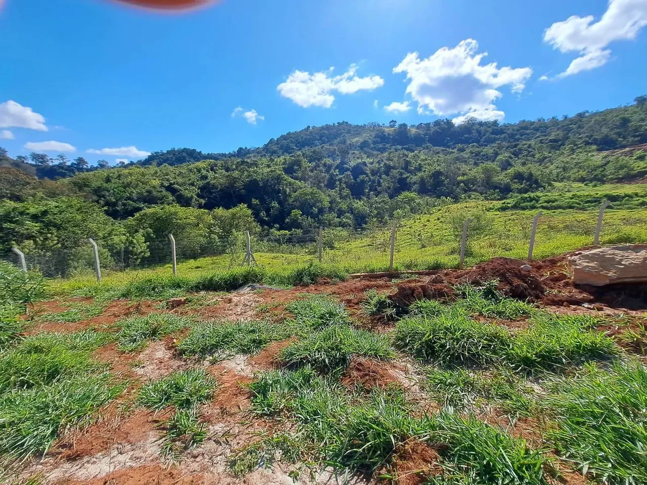 Foto 4 de Terreno de 471 m² com vista para a serra no Residencial Olhos D'Água II, Condomínio Olhos D'Água