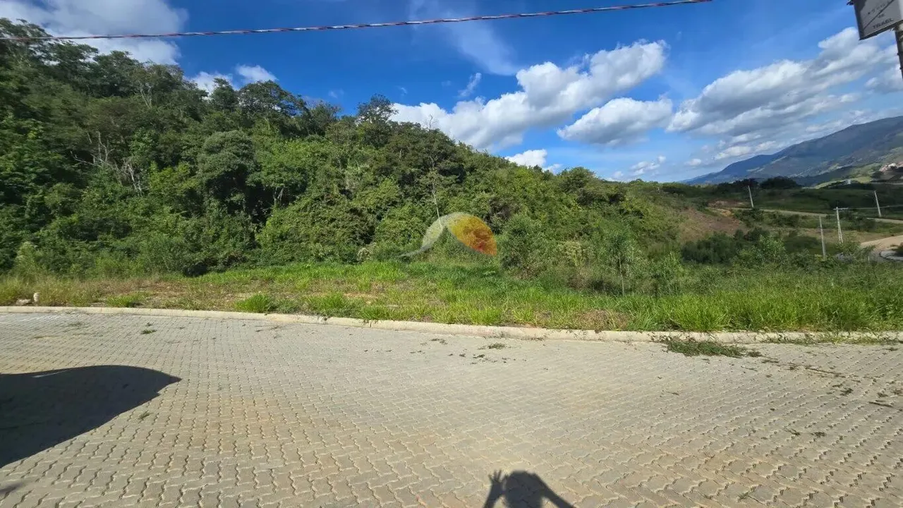 Foto 2 de Terreno de 487,70 m² em condomínio com portaria, Condomínio Olhos D'Água
