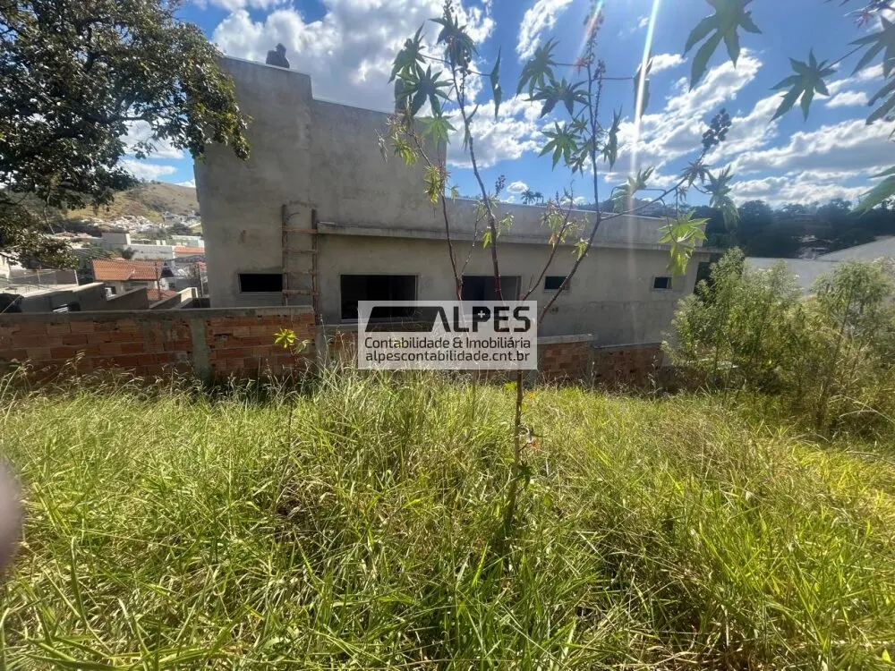 Foto 5 de Terreno de 490 m² com 13,27 m de frente, Pinheirinho