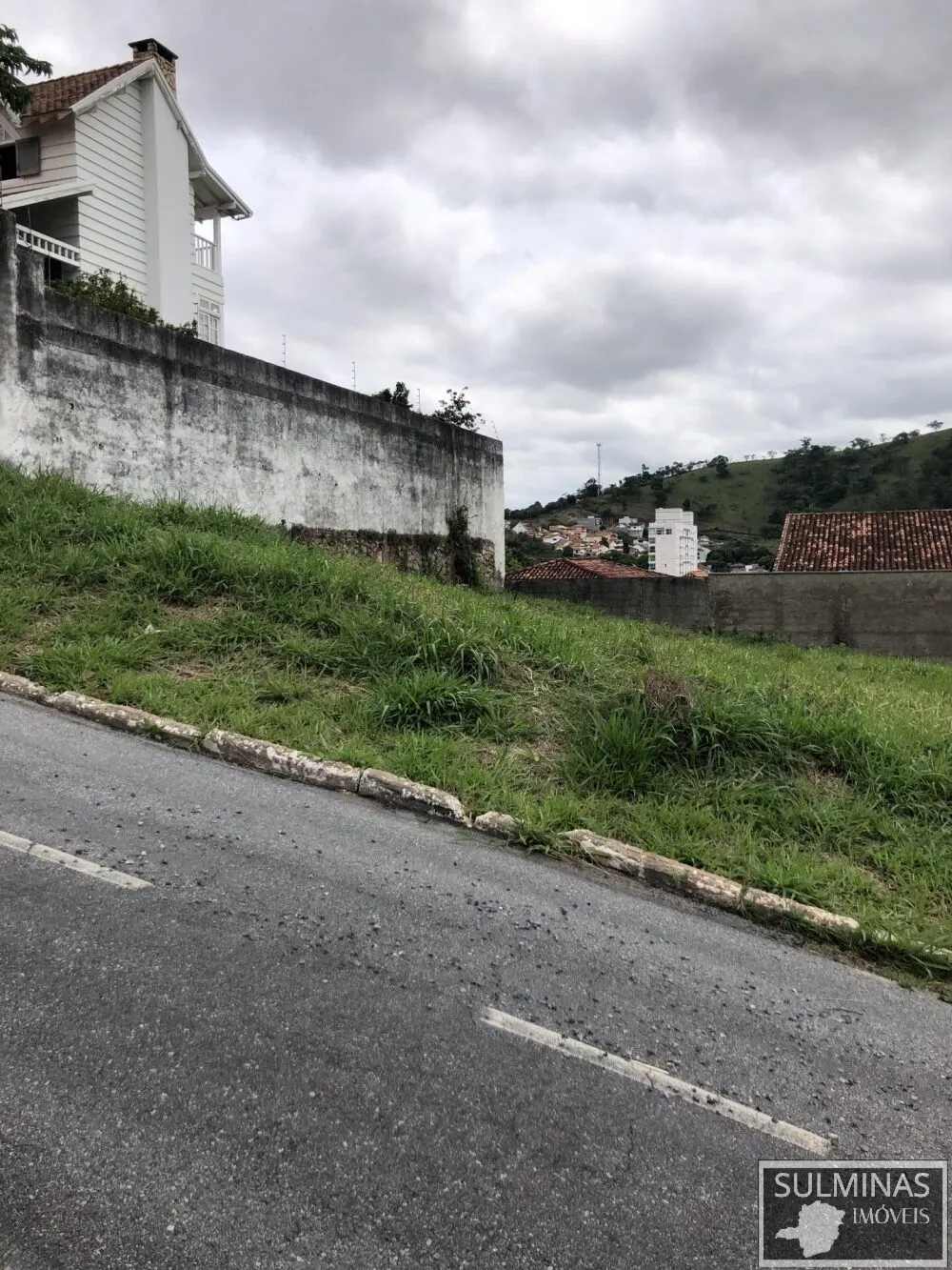 Foto 3 de Terreno de 525 m² em parte alta com vista, Pinheirinho