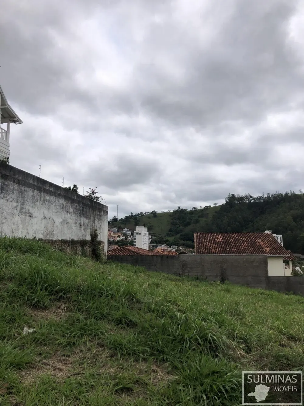 Foto 4 de Terreno de 525 m² em parte alta com vista, Pinheirinho