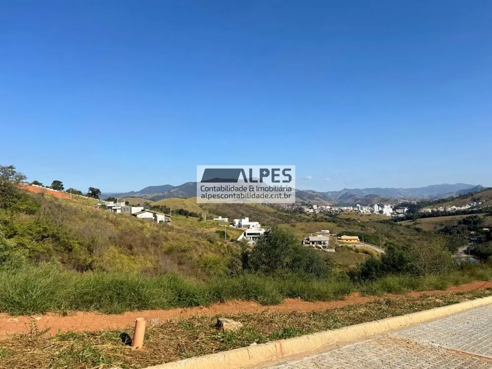 Foto 4 de Terreno de 540 m² em condomínio fechado com vista, Pinheirinho