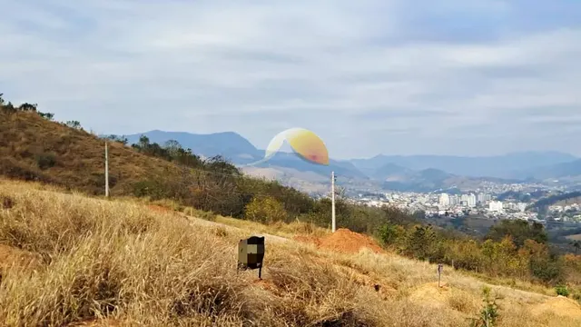 Foto 1 de Terreno de 540 m² com vista para a cidade, Condomínio Olhos D'Água