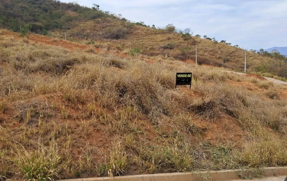 Foto 3 de Terreno de 540 m² com vista para a cidade no Residencial Olhos D'Água II, Condomínio Olhos D'Água