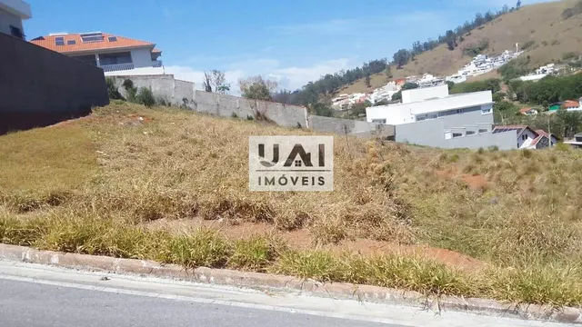 Foto 1 de Terreno de 556 m² atrás da Unifei, Pinheirinho