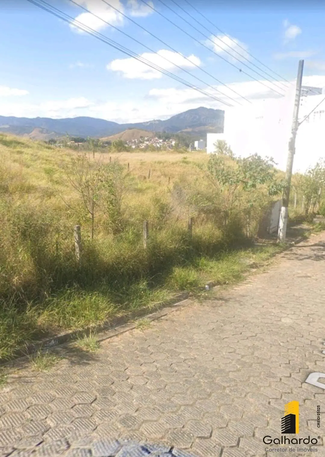 Foto 2 de Terreno de 587 m² com 29 m de frente e vista para a cidade, Jardim América