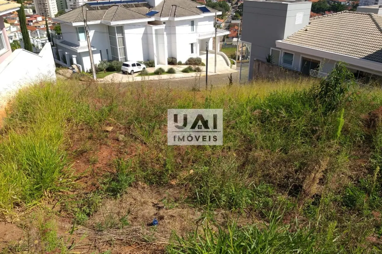 Foto 2 de Terreno de 669,53 m² no Condomínio Dr. João Luiz, Centro