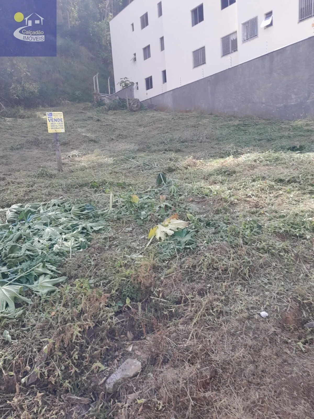 Foto 2 de Terreno de 850 m² escriturado e averbado, Varginha