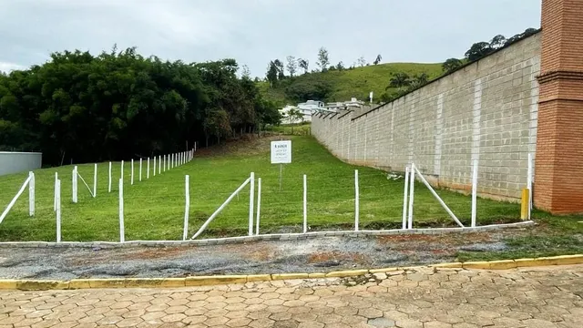 Foto 1 de Terreno de 853,04 m² perto do Parque da Cidade, Pinheirinho
