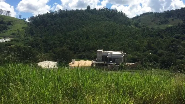 Foto 1 de Terreno de 924,80 m² com vista para a serra, Pinheirinho