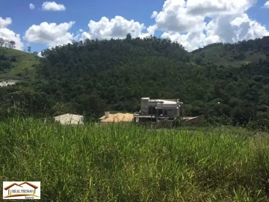 Foto 2 de Terreno de 924,80 m² com vista para a serra, Pinheirinho