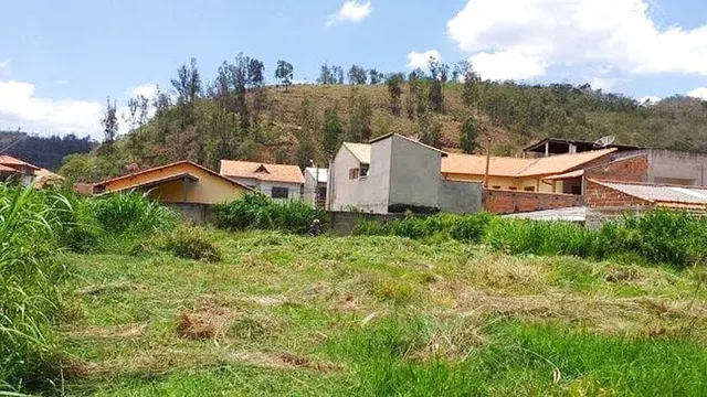 Foto 1 de Terreno murado de 300 m² perto do Quartel, Varginha