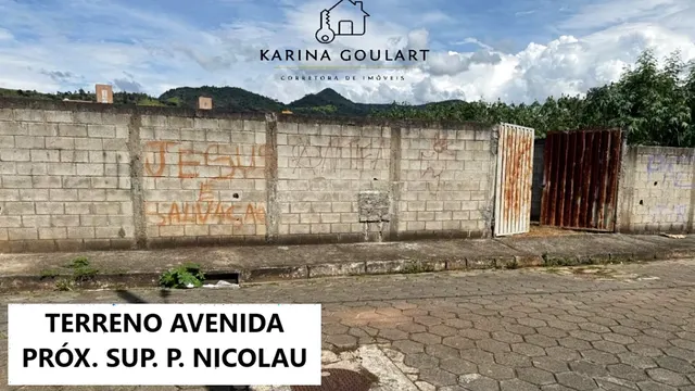 Foto 1 de Terreno murado de 315 m² para casa ou comércio, perto do Instituto Padre Nicolau, Avenida
