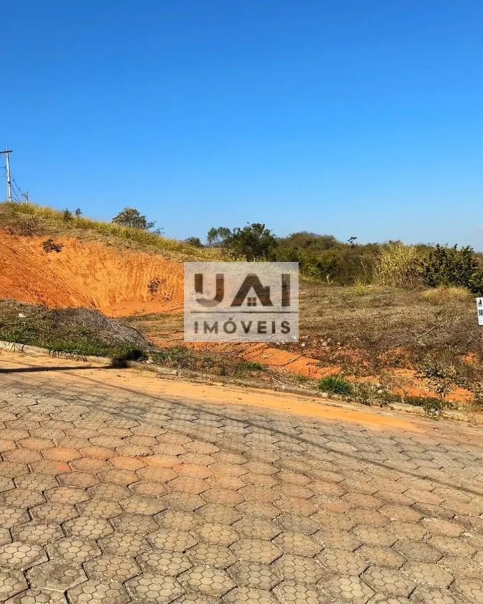 Foto 3 de Terreno plano de 1.294 m² perto da entrada, Condomínio Olhos D'Água