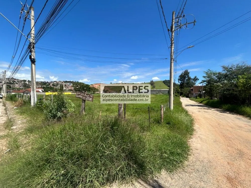 Foto 7 de Terreno plano de 16.000 m² às margens da rodovia Itajubá a Poços de Caldas, Santos Dumont
