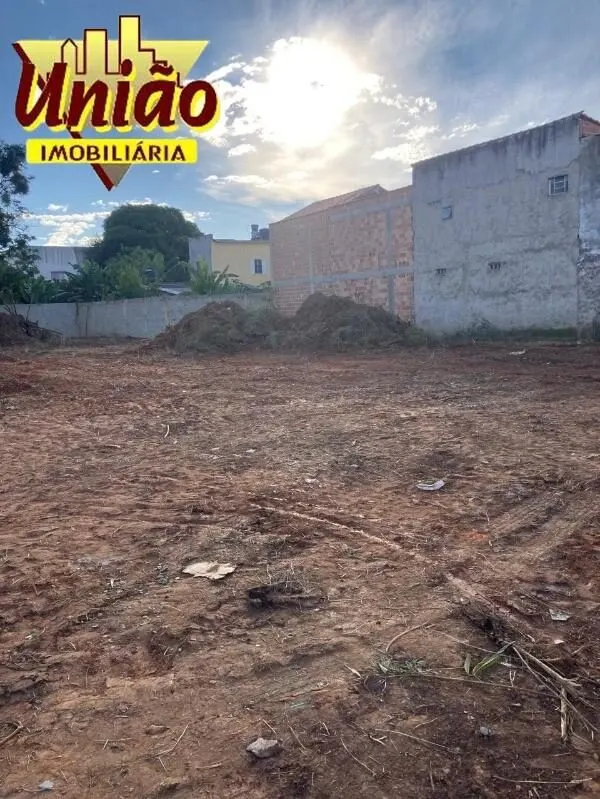 Foto 6 de Terreno urbano plano de 2.770 m² escriturado, Boa Vista