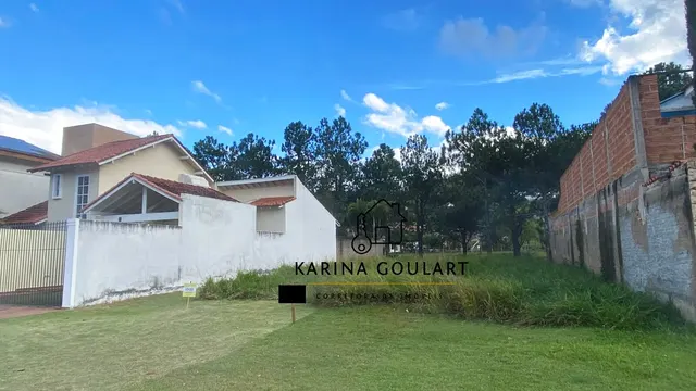 Foto 1 de Terreno plano de 420 m² em frente ao lago, Pinheirinho